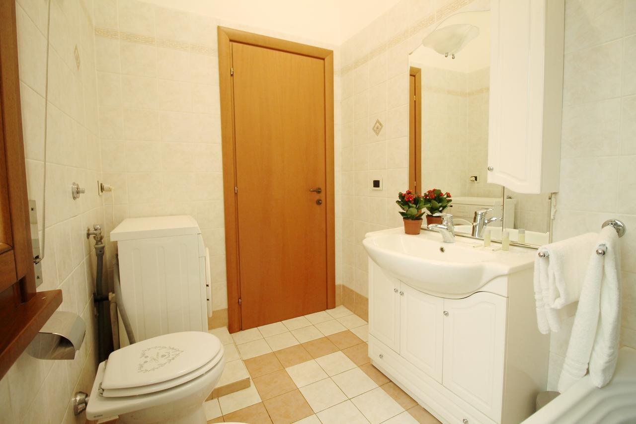 Monteverde Bright Apartment With Garage ローマ エクステリア 写真